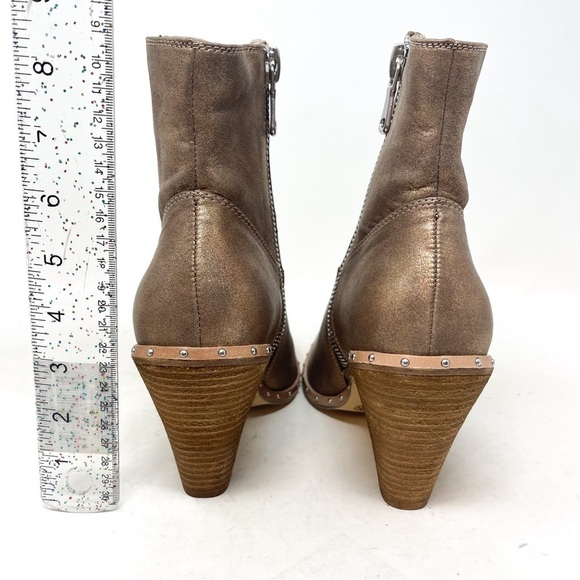 NWT CHINESE LAUNDRY Ramble Champagne Metallic Studded Western Bootie Block heel - Picture 7 of 15